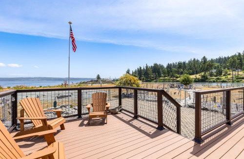 Coupeville House | Sisters by the Sound by AvantStay Beach Access