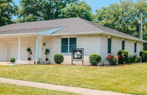 Centralia Condo | Sisters Four Bed and Bath - Luxury living in a small town atmosphere!