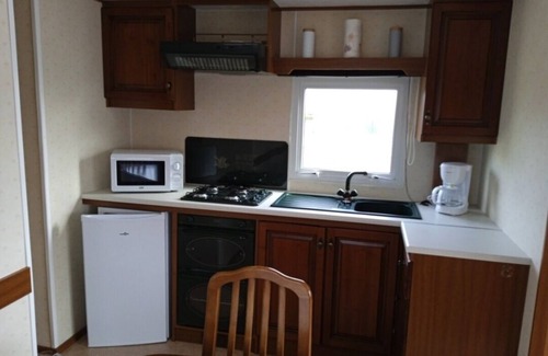 Sanghen House | Situated in a quiet, relaxing location 25 minutes from the beach and Naussica.