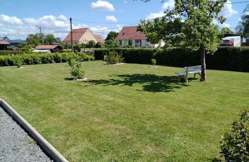 Sanghen House | Situated in a quiet, relaxing location 25 minutes from the beach and Naussica.
