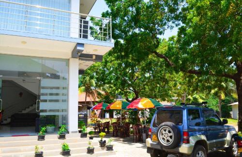 Trincomalee Hotel | Sivas Hotel & Restaurant