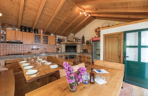 Seget House | Six Bedroom Holiday Home