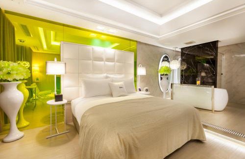 Taoyuan District Hotel | Six Star Motel-Taoyuan