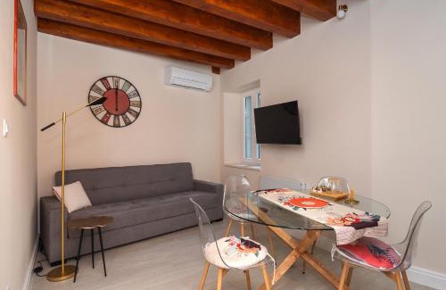 Grad Apartment | Sizgoric Palace Suites Sibenik