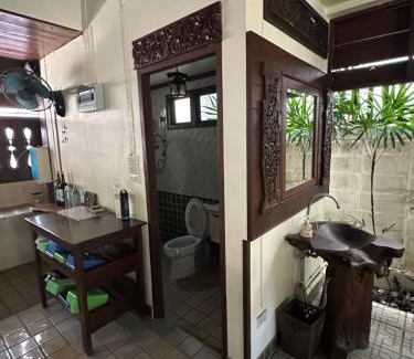 Don Kaeo House | SJ house Unique wood Thai style