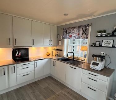 Smøla House | Sjarmerende hus på perlen Smøla 6 senger