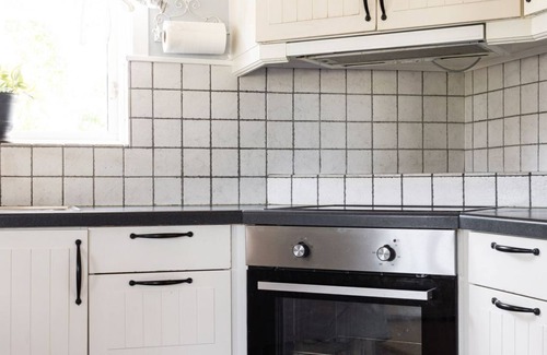 Kalvsvik House | Skärvudde Huset by Interhome
