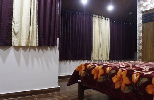 Mannarkkad Other | SK Paradise offers accommodation with free WiFi and free private parking.nnn