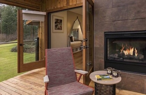 Stevenson House | Skamania Lodge, Free Parking, Pool, Golf, Spa, Jacuzzi