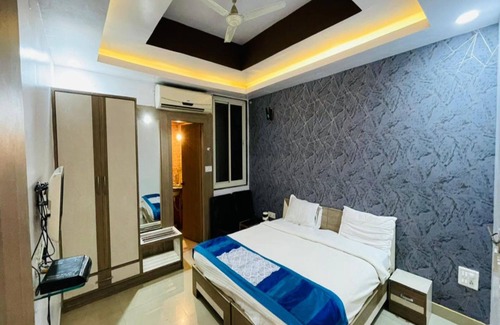 Kolar Road Hotel | SKG Royal Palace