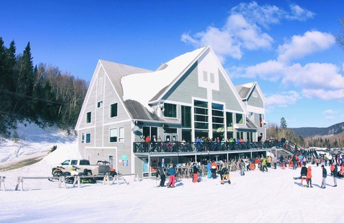 Saint-Philemon Apartment | Ski Condo - Condo Mont du Midi 64
