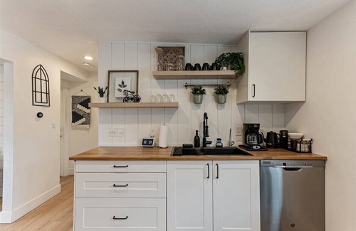 Sandy House | Ski Home! Alta, Brighton, Park City, Sleep 10!