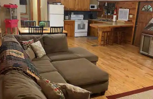 Johnstown Cabin | Ski-in Adirondack cabin, base of Royal Mountain, under hour to Gore and Saratoga