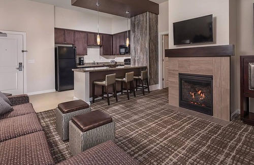 Park City Resort | Ski-In/Ski-Out Canyons Village Resort + Amenities, 3-Bedroom Suite