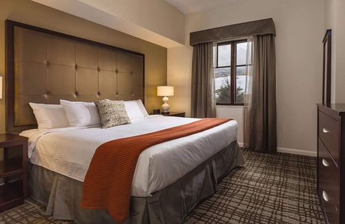 Park City Resort | Ski-In/Ski-Out Canyons Village Resort + Amenities, 3-Bedroom Suite