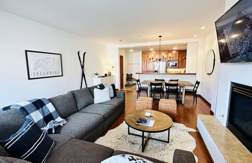 Mountain Village Condo | Ski in/Ski Out Luxury Condo in the Core of Mountain Village Telluride