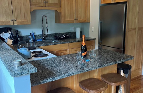 Londonderry Cottage | Ski & Lake Home-Minutes from Magic, Stratton, Bromley & Okemo-Southern Vermont
