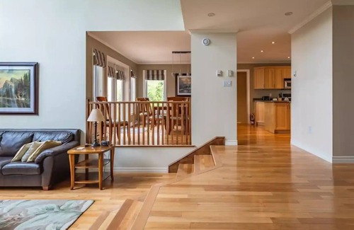 Humber Valley Ski Chalet | Ski/Snowboard, Snowmobile, Fishing, Hunting, Hot Tub, Chalet