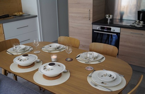 Oz Apartment | Skicycleoisans 4 * rated accommodation with direct piste access in Oz en Oisans
