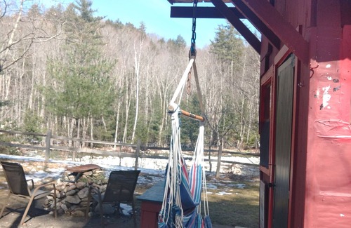 Warren Cabin | Skiers Favorite Studio