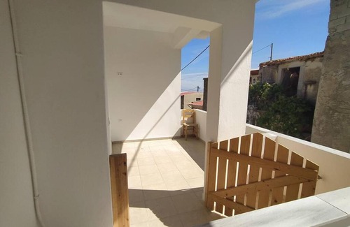 Kounelion Apartment | Skinias Traditional House