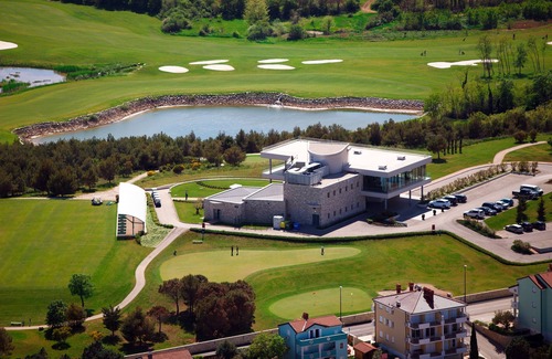 Crveni Vrh Apartment | Skiper Golf Resort