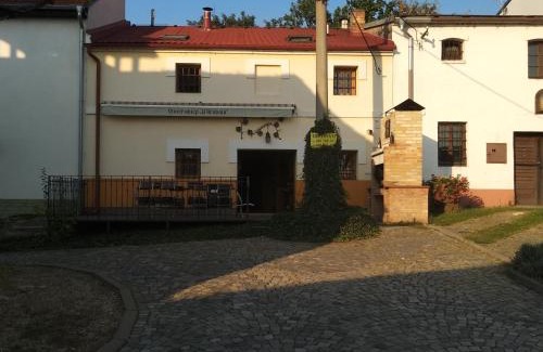 Hustopece Apartment | Sklep U Hrabalů