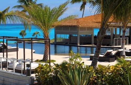 Governor's Harbour Cabin | Sky Beach Club Bungalow 2 Cabin