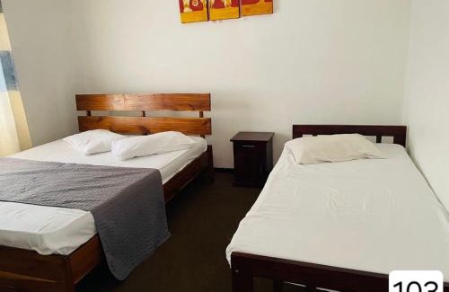 Gomagoda Hotel | Sky Beam Hotel