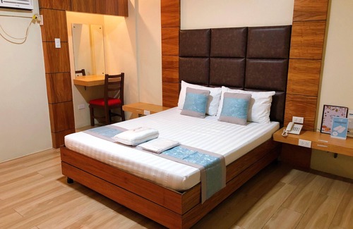 Bacolor Hotel | Sky Hotel Pampanga