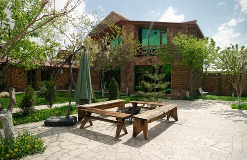 Yerevan Villa | Sky Mansion