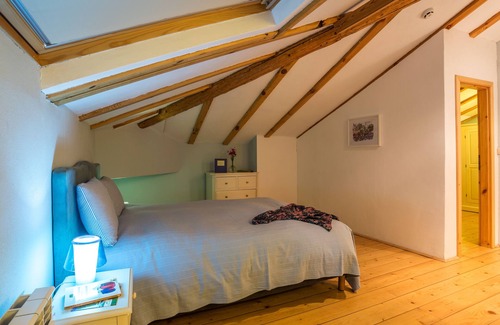 Dubnitsa Bed & Breakfast | SKY room, between the Pirin and Rhodope massifs!