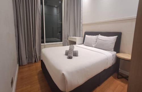 Kuala Lumpur City Centre Apartment | Sky suites klcc by Elham