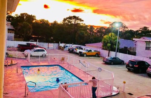 Savannah Beach Hotel | Sky Suites
