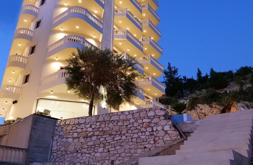 Sarande Apartment | Sky Way SKK Luxury Apartments