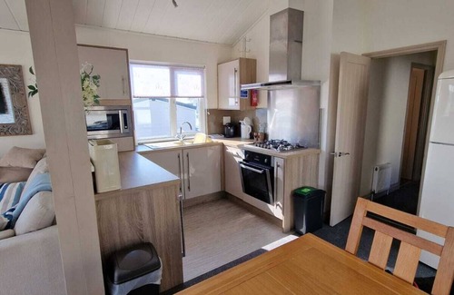 Wyke Regis House | Skydeck Holiday home with fabulous views over Chesil Beach and Portland Harbour