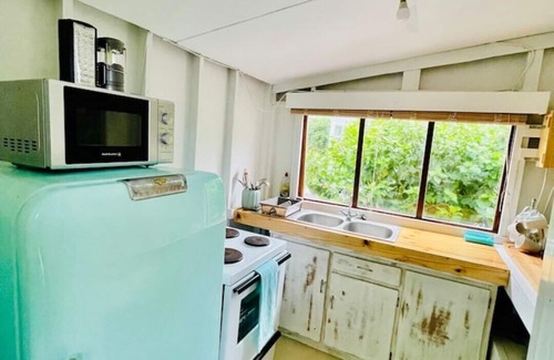 Klein Brak River Cottage | Skye Sea Cottage: Seaviews, Deck, Fireplace, Wifi