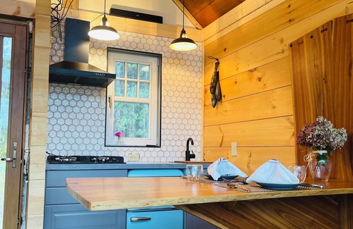 Creemore Cabin | Skyfall Off Grid Luxury Cabin