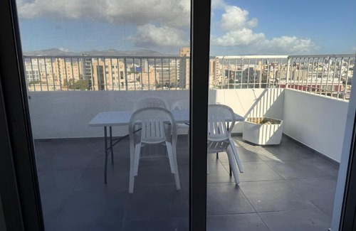 Lykabittos Apartment | Skyhigh Urban Apts