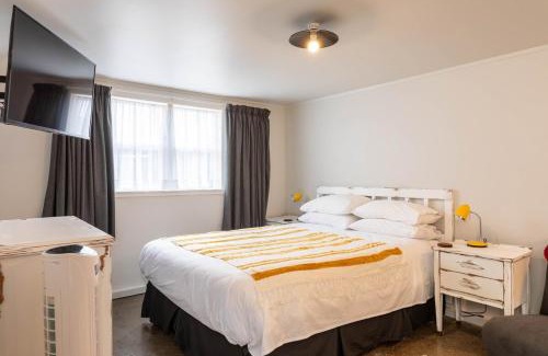 Woodville Apartment | Skyline Breeze Studio