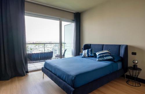 Milan Apartment | Skyline House - FREE PARKING & TERRACE