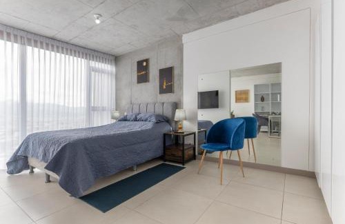 Curridabat Apartment | Skyline iFreses, 22nd floor! AC, TV and Pool