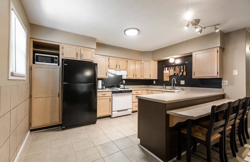 Shiloh House | Skyline - Military/Family Friendly