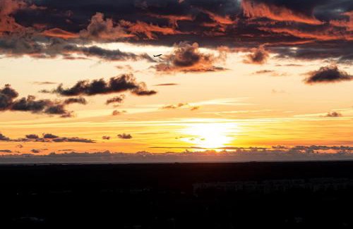 Pleskodale Apartment | Skyline Penthouse with Sunset Views, Jacuzzi & Free Parking