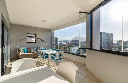 Century City Apartment | Skyline Serenity - Knightsbridge