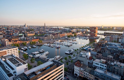 De Kaaien House | SkyNooz