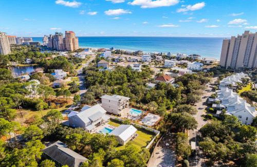 Gulf Pines House | Skys Oasis by Travel Life Vacations