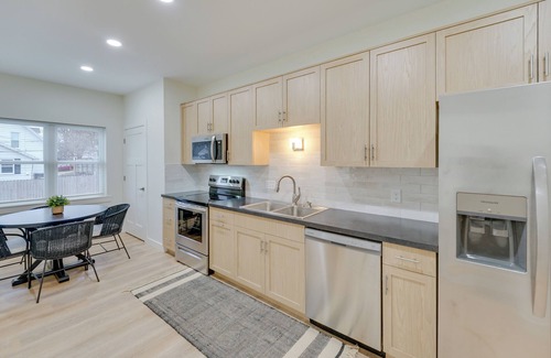 St. Clair Apartment | Sleek Apartment Near St Clair City Boat Harbor!