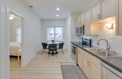 St. Clair Apartment | Sleek Apartment Near St Clair City Boat Harbor!