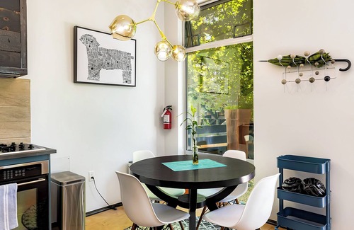 Santa Fe Apartment | Sleek Baca Railyard Gem by Cafecito w/Patio, Laundry, Full Kitchen